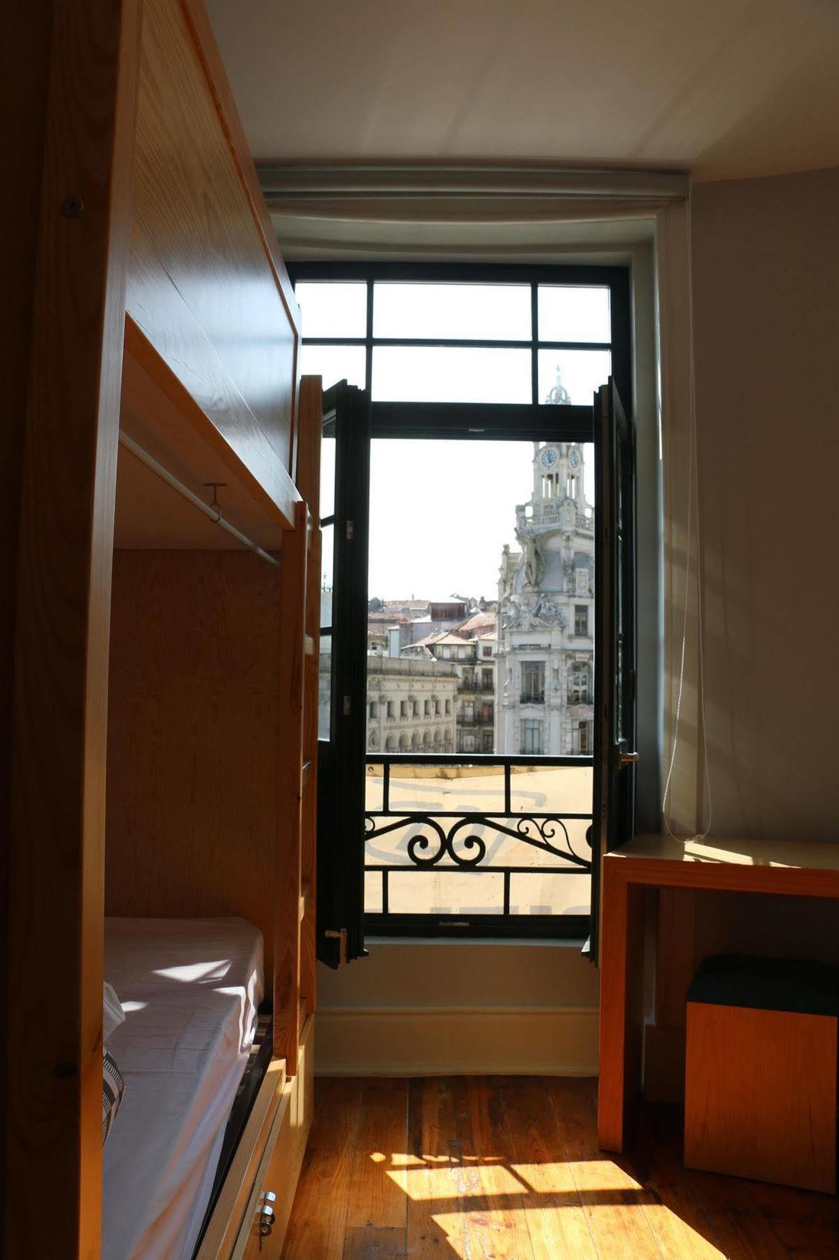 Hostal Way